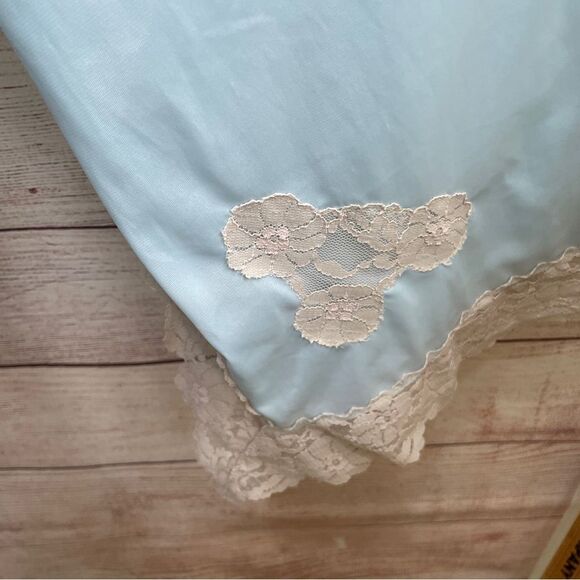 VINTAGE DIXIE BELLE FULL SLIP IN BLUE - Picture 4 of 7